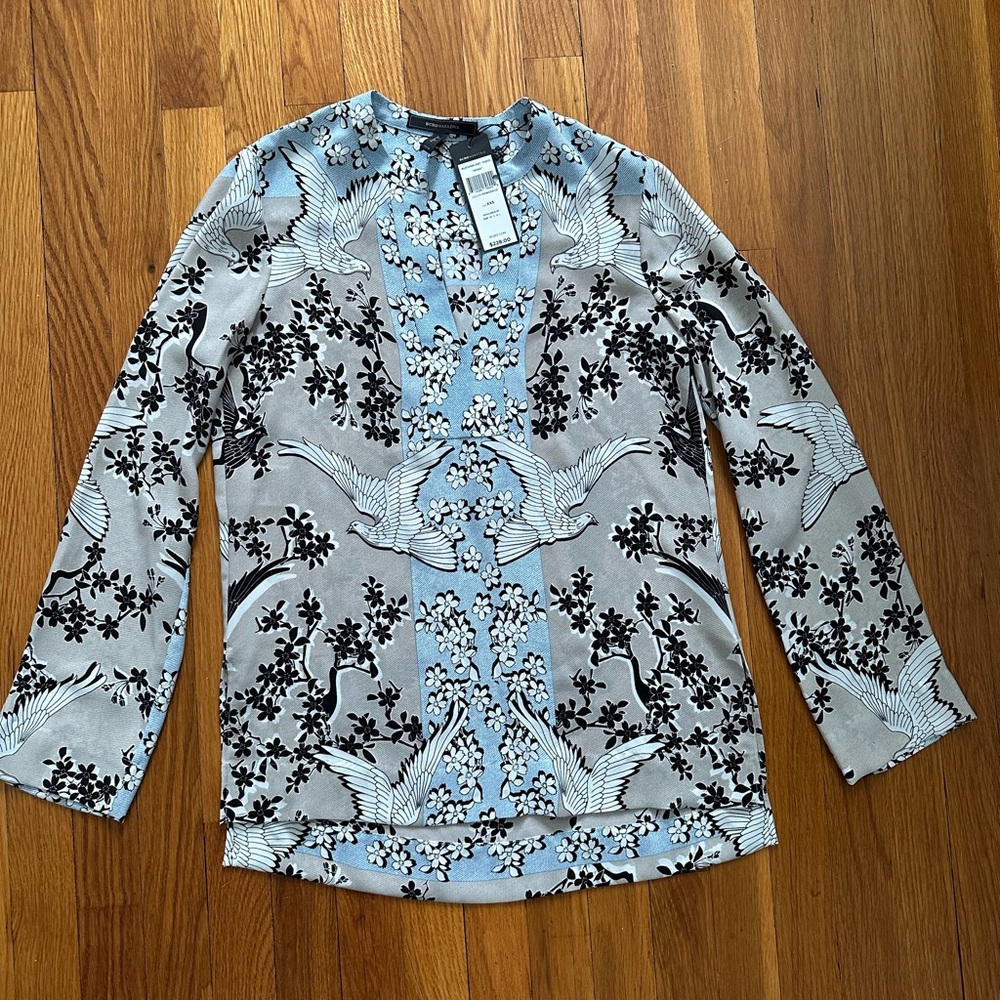 BCBG floral tunic top size XXS NWT